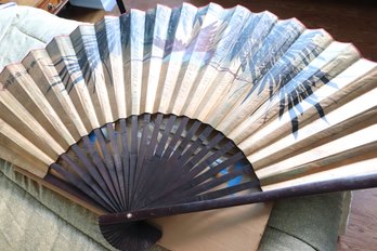 Large Hand Painted Chinese Decorative Fan With Crane In Gold Background