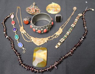 Exotic Style Necklaces, Rings, Bracelets And Pendants, With An Etrusceana Necklace