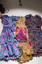 A Vintage 70s Dress By Berra Italian Fashion, Flowery Georgette Dress And 2-piece Diane  Fres SIZE M