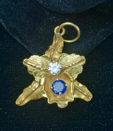 18K YELLOW GOLD LOVELY DIAMOND AND SAPPHIRE FLORAL PENDANT - SIGNED