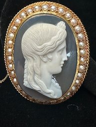 18K YG LARGE ORNATE CAMEO BROOCH PIN WITH SEED PEARL GARNISHMENTS