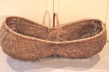 Vintage Oversized Handwoven Natural Wicker Basket With Handle