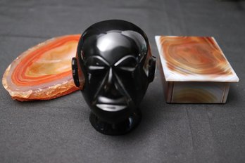 Onyx Male Head Figurine And 2 Agate Items