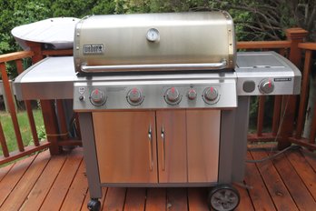 Weber Genesis 2 Natural Gas Grill GS4 High Performance With Side Burner & Plenty Of Storage Space! In Very