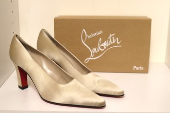Christian Louboutin Paris Off White Satin Tone Red Bottom Heels Size 40 With Box