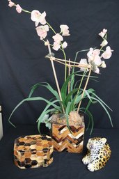 Vintage Tessellated Horn Box And Planter With Small Ceramic Italian  Leopard.