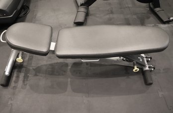 Hoist Fitness Rolling Bench In Like New Condition