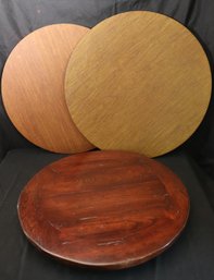Bausman Furniture Lazy Susan With 2 Table Pads. 23 Round.