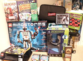 Lego Mindstorms, Munchkin Marvel, Lego Doctor Who, Microscope And  More.