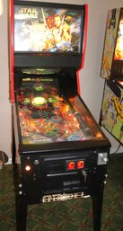 Star Wars Episode 1 Pinball Machine! Great Working Condition Includes Key