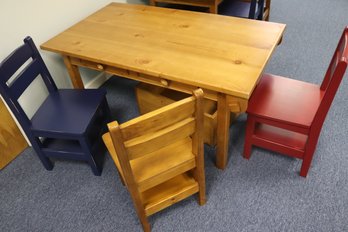 Toddler/kids Size Pine Wood Table Great For Arts And Craft With Paper Holder And Rolling Storage Bin