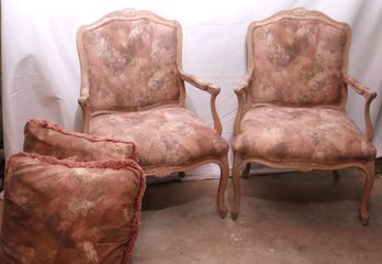 Pair Of Thomasville Armchairs In The Louis XV Style With 2 Accent Pillows.