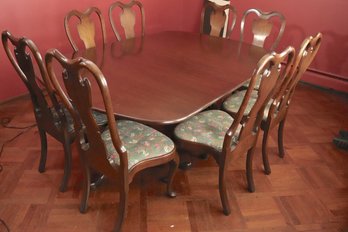 Vintage Queen Anne Double Pedestal Dining Room Table And 8 Chairs With Splat Backs, Includes Table Padding &a