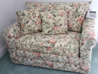 Cute Little Floral Sleeper Loveseat, Pull Out Bed With Pillows, Great For Guest Room!