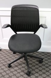 Steel Case Ergonomic/adjustable Swivel Office Chair