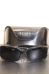 Fendi Designer Sunglasses With Case