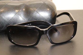 Chanel Designer Sunglasses Made In Italy With Hard Case