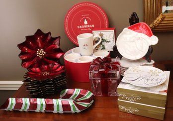 Christmas Decor Includes Set Of 7 Santa Dessert Plates By Department 56, Williams Sonoma Snowman Mugs And More