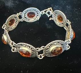 Sterlig Silver 7 Inch Oval Link Bracelet With Amber Stones