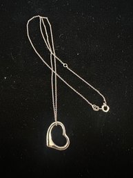 STERLING SILVER 17.5 INCH SLIDING HEART PENDANT ON FINE NECKLACE SIGNED MG ITALY