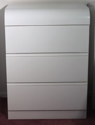 Pair Of White Formica 3 Drawer Nightstands In Great Condition