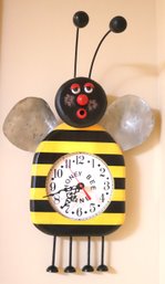 Cute Honeybee Mine Folk Art Battery-operated Clock