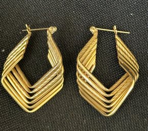 18K YG Pair Of 6 Wire Geometric Earrings