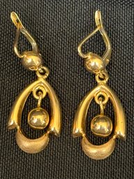 18K YG Pair Of Fancy Stirrup Earrings