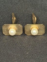 14K YG Pair Of Fancy Pearl Cufflinks