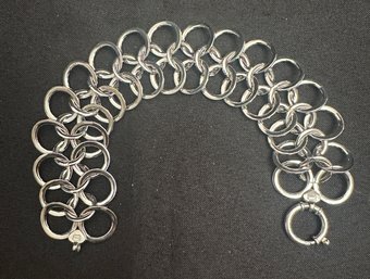 14K WG 8 Inch Interlocked Circles Link Bracelet-Signed, Italy