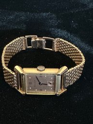 14K Rose Gold Vintage Bulova Ladies Quartz Watchwith 14K Kreisler Mesh Bracelet