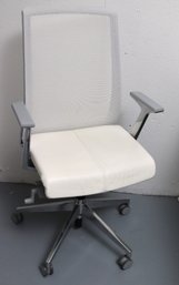 Haworth Modern Swivel Office Chair