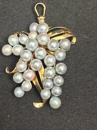 14K YG Brooch/Pendant With Silver Pearls As A Grape Cluster