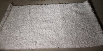 West Elm White Cozy Plush Shag Carpet Measuring 5 X 8