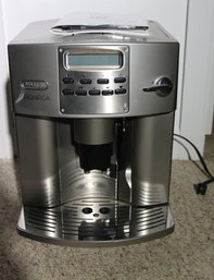 De Longhi Magnifica Coffee Machine With Manual