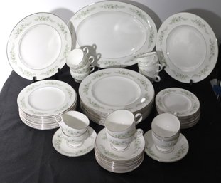 Wedgwood Westbury Dinnerware With Plates, Cups And Saucers