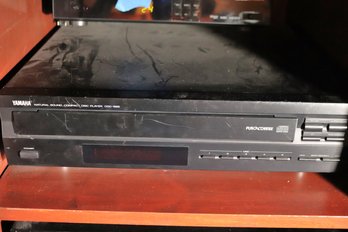 Yamaha Natural Sound Compact Disc Player CDC-565