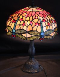 Pretty Slag Glass Table Lamp With Dragonfly Pattern