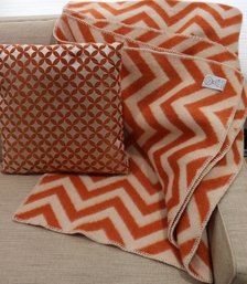 Contemporary Lana & Lino Wool And Cotton Throw Blanket Accent Blanket & Pillow In Modern Orange Tones