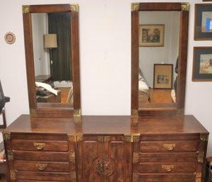 Ladies Dresser With An Asian Flair And 2 Accompanying Attached Mirrors.