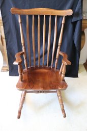 Shin Lee Taiwan Wooden Rocking Chair With Nice Wood Grain Finish