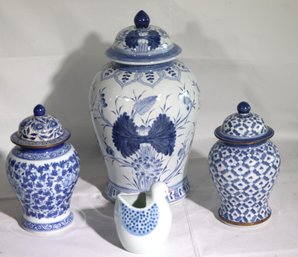 Lot Of 4 Blue And White Urns With Lids And Small Bird Bowl
