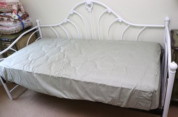 Twin Size Daybed With Beautyrest Mattress No Trundle Including A Frame And Mattress