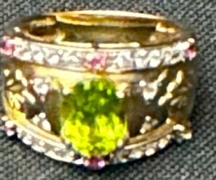 14K YG Cut Green Gemstone Ring With Diamond / Ruby Accent Stones-size 7.