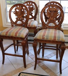 Set Of 4 Pub Style Counter Stools Need To Be Refinished