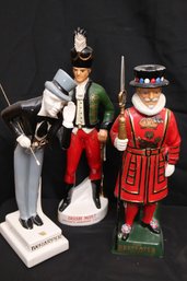 Vintage The Beefeater Of The Tower Of London Decanter, Irish Mist And I. Wharper 1969 Made In Portugal
