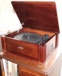 Crowley Record Player Model Cr47, Tested In Working Condition