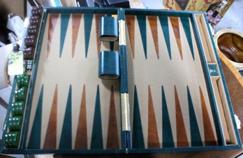 Vintage Backgammon Game In Leather Valise With Bakelite Playing Pieces