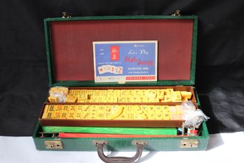 Vintage Bakelite Mah Jong Set In Original Box With 160 Pieces.