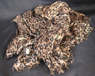 Large Louis Vuitton Paris Leopard Print Scarf 60  Cashmere- 25  Silk